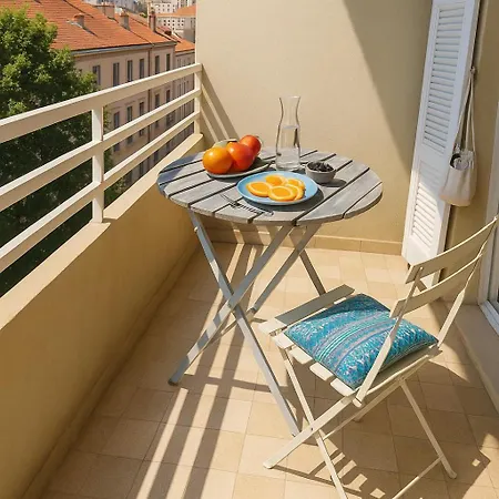 T3 Lumineux Proche Port Et * Tolone